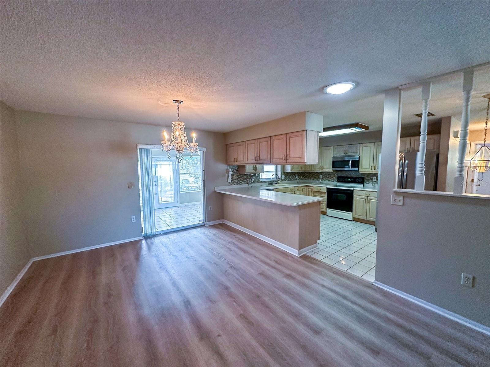 Image 16 of 58 For 5004 Brandeis Circle N