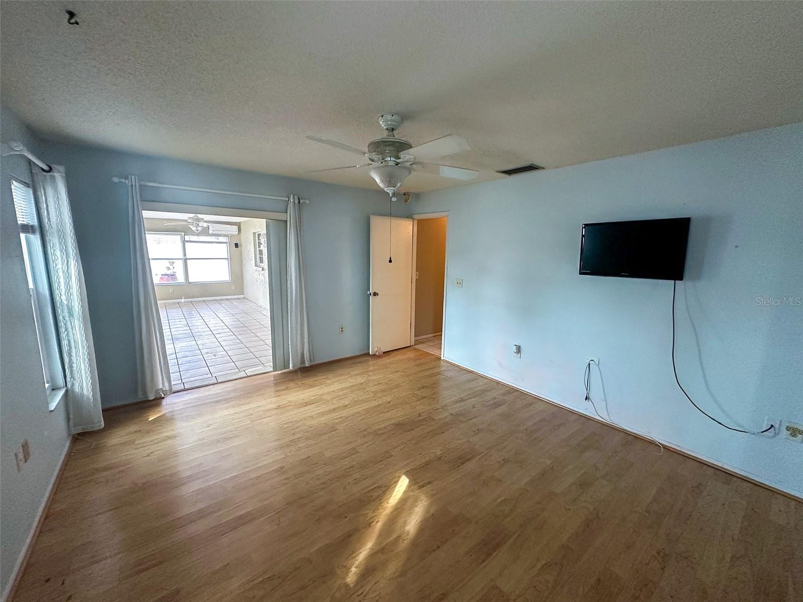 Image 25 of 58 For 5004 Brandeis Circle N