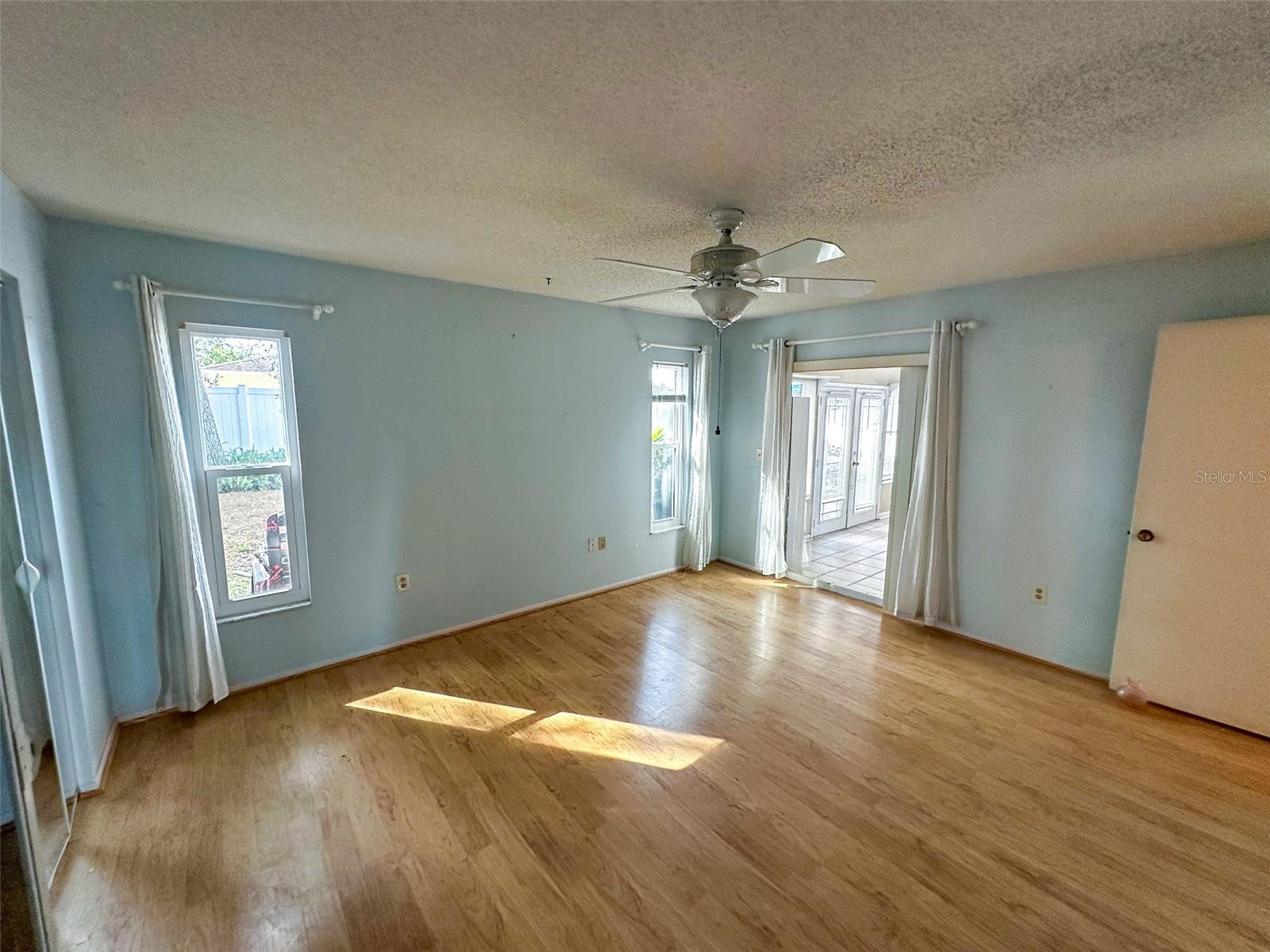 Image 32 of 58 For 5004 Brandeis Circle N