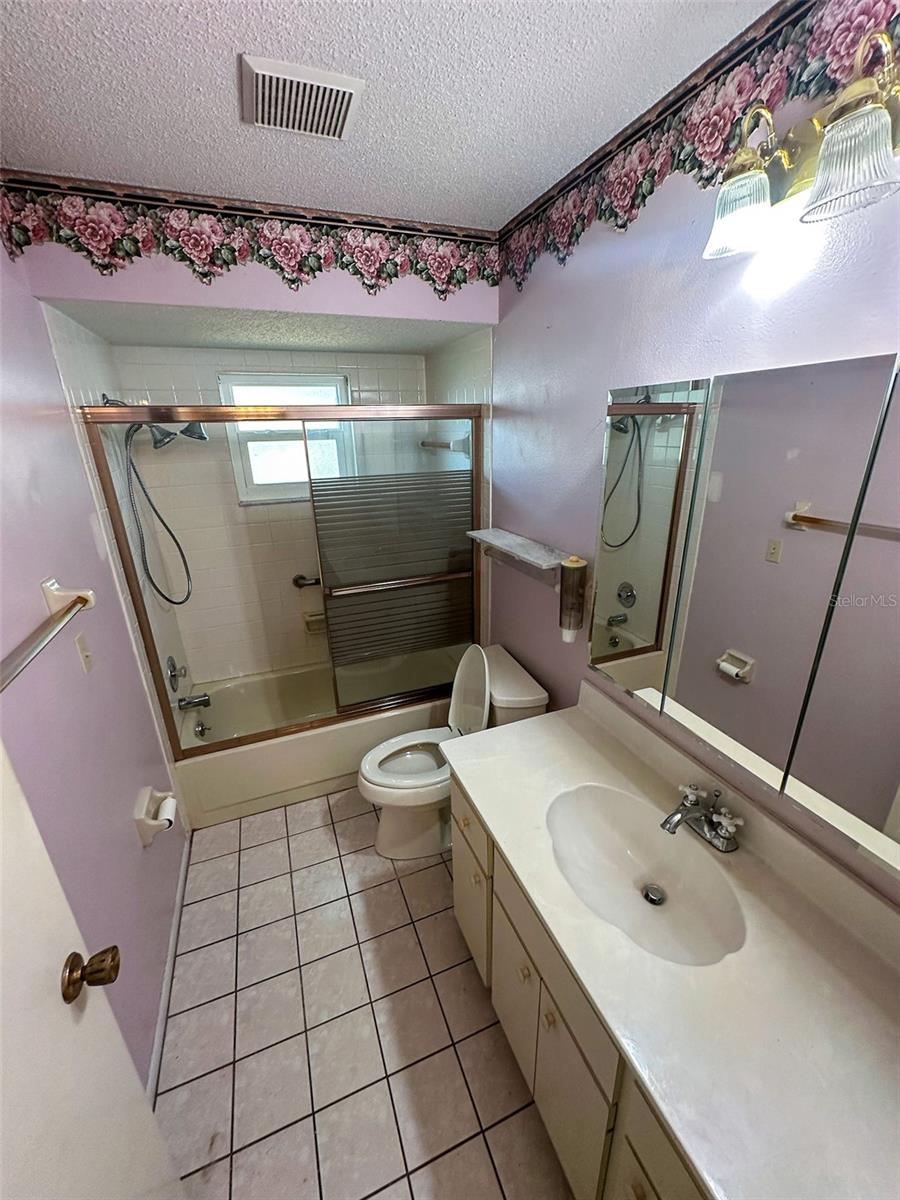 Image 35 of 58 For 5004 Brandeis Circle N