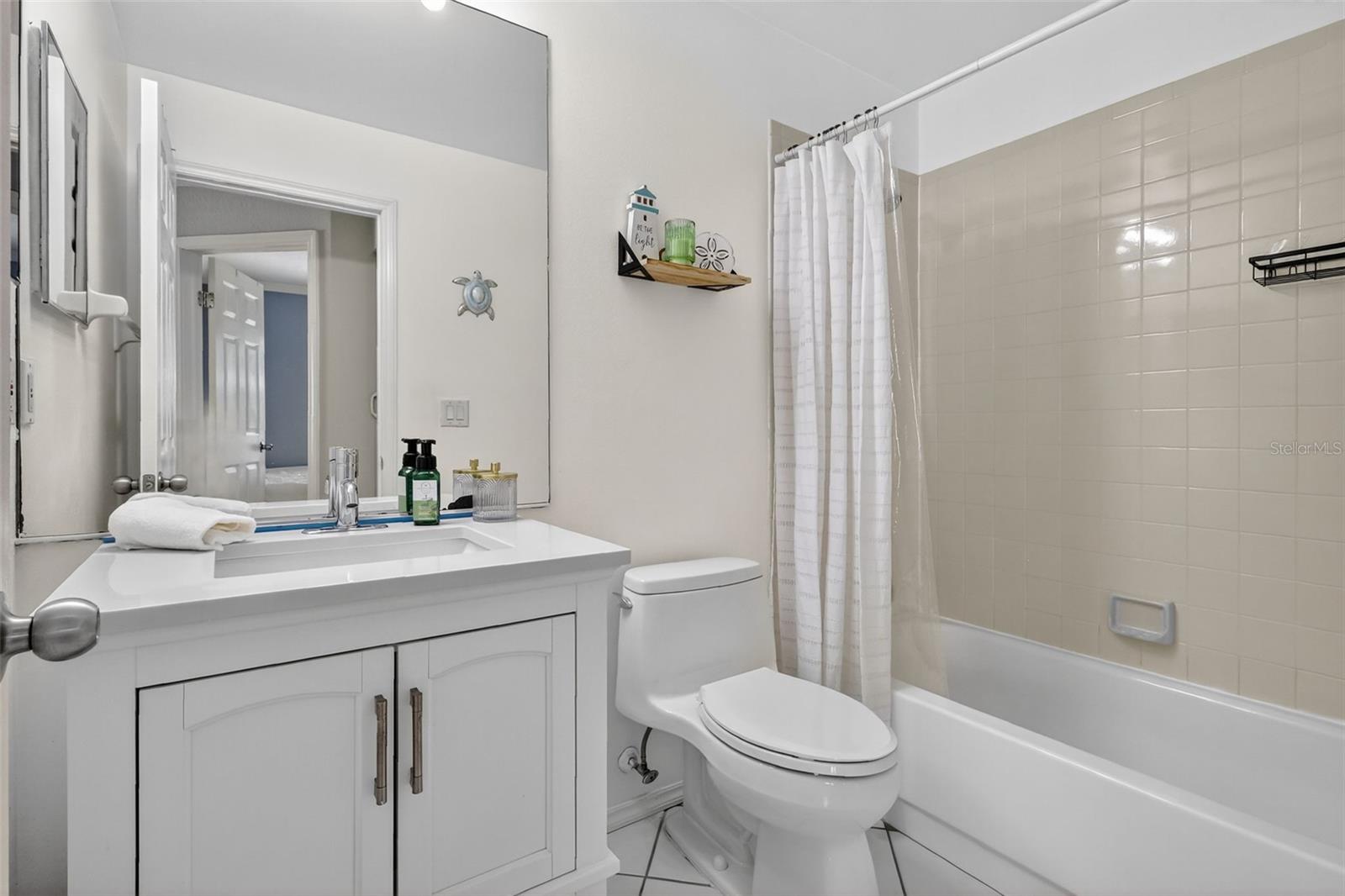 Image 20 of 54 For 4809 Camphor Avenue