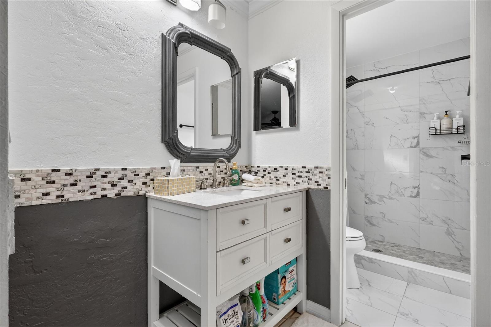 Image 29 of 54 For 4809 Camphor Avenue