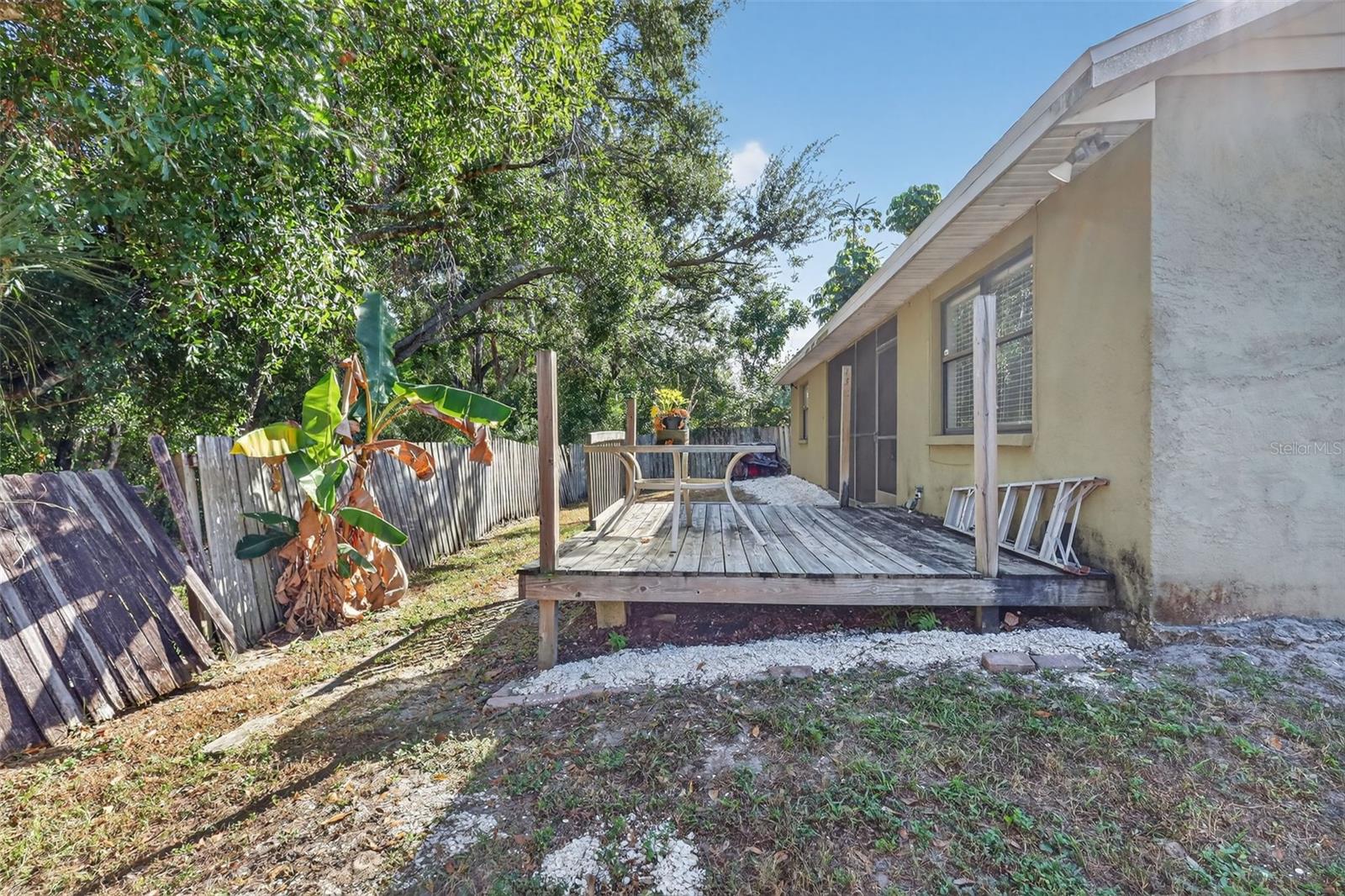 Image 38 of 54 For 4809 Camphor Avenue