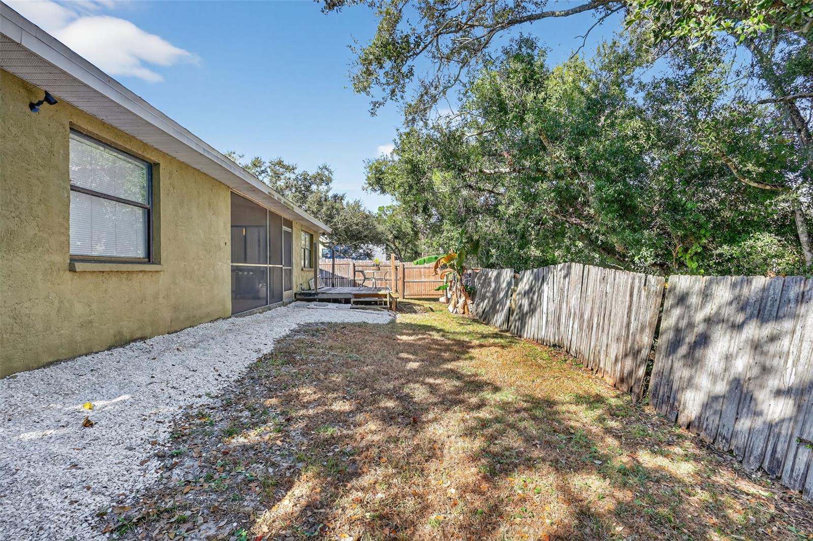 Image 40 of 54 For 4809 Camphor Avenue