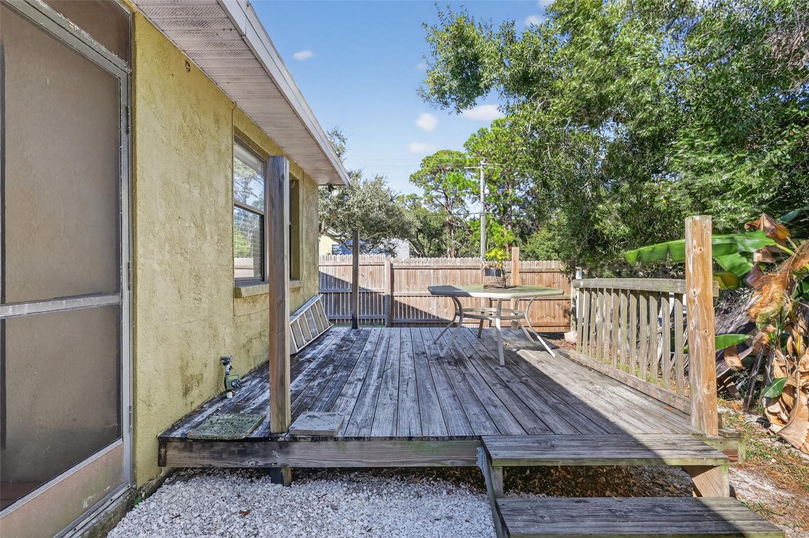 Image 41 of 54 For 4809 Camphor Avenue