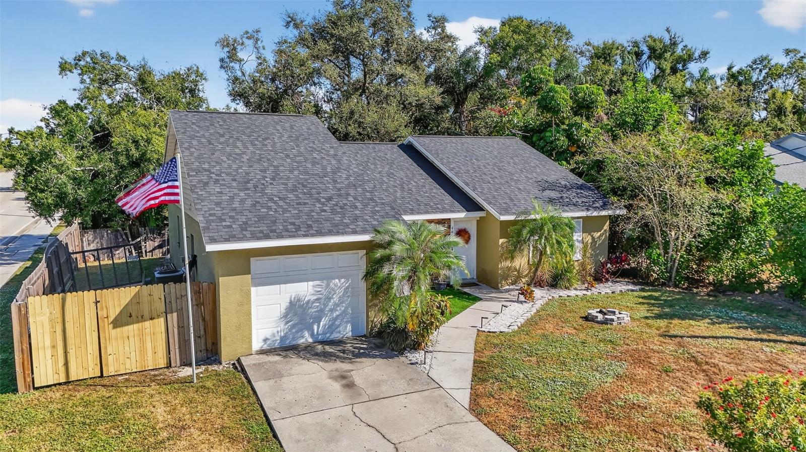 Image 43 of 54 For 4809 Camphor Avenue