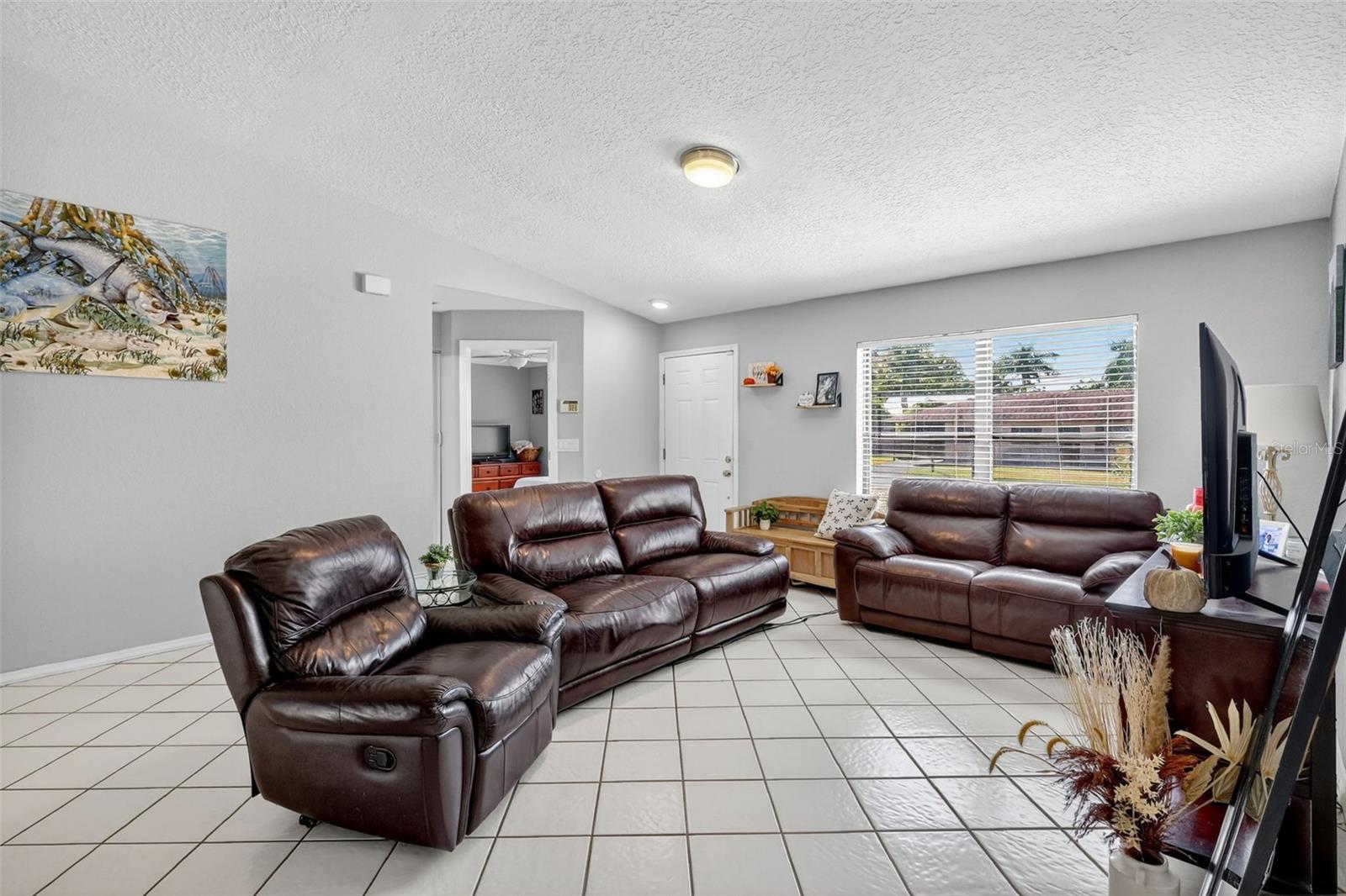 Image 7 of 54 For 4809 Camphor Avenue