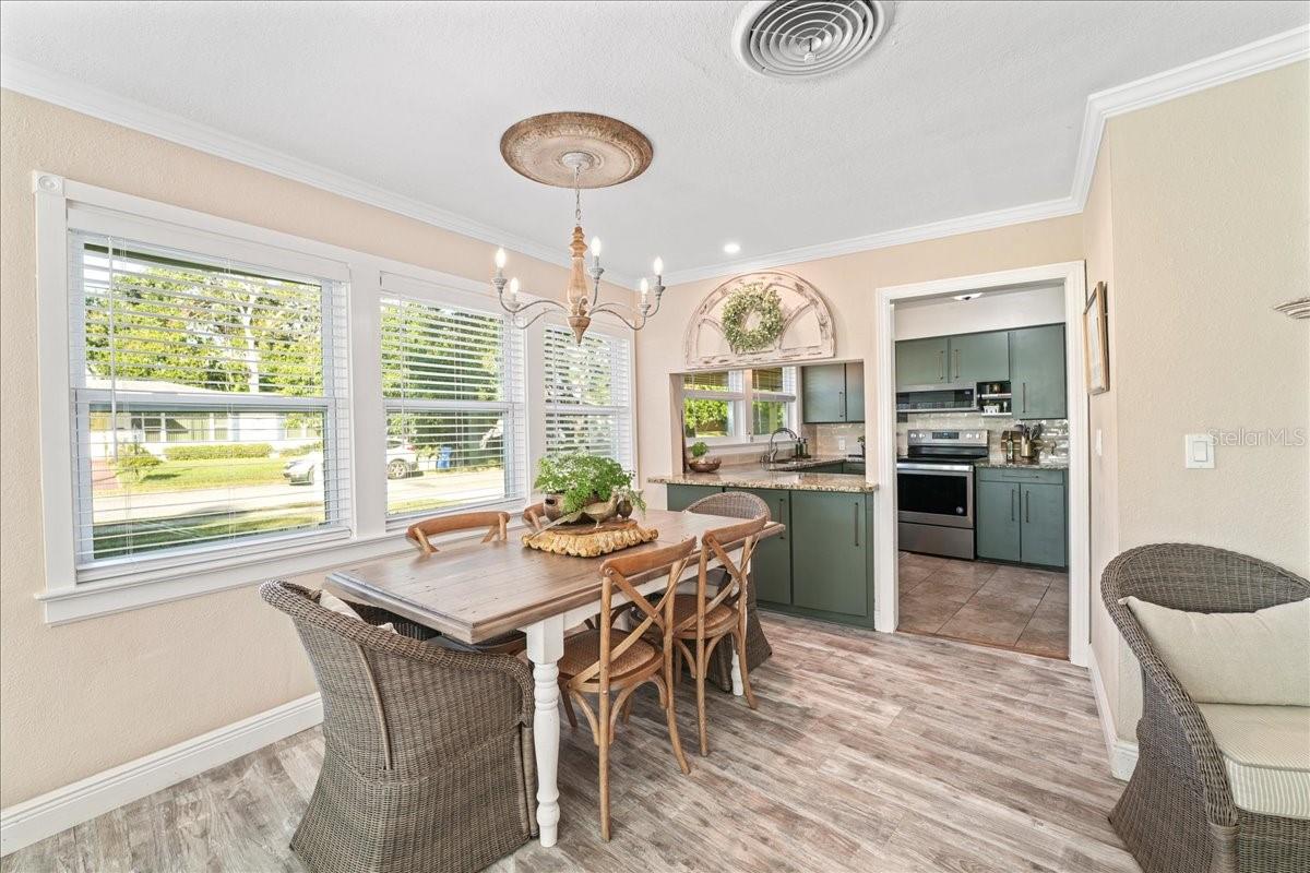 Image 11 of 38 For 1407 21st Street W