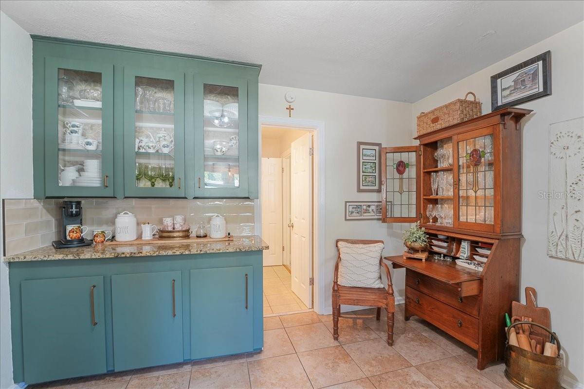 Image 13 of 38 For 1407 21st Street W