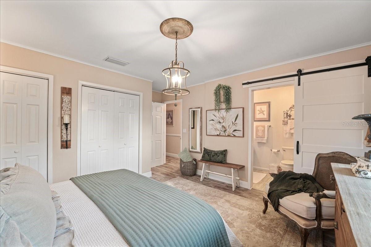 Image 17 of 38 For 1407 21st Street W