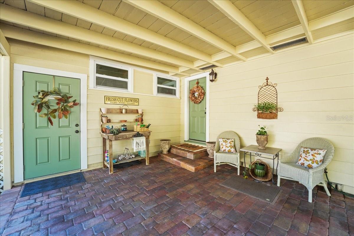 Image 2 of 38 For 1407 21st Street W