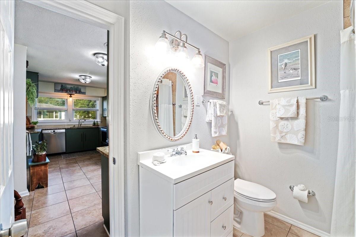 Image 27 of 38 For 1407 21st Street W