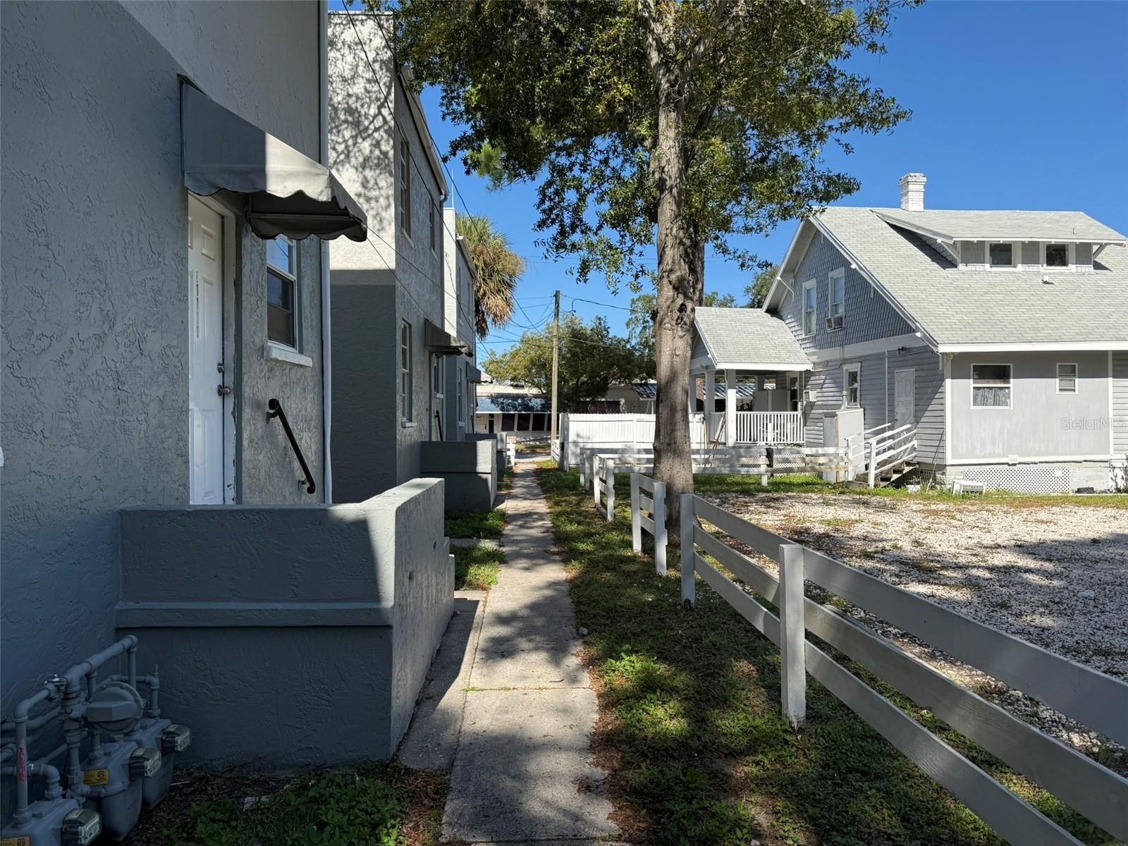 Image 22 of 41 For 1101 Ridgewood Avenue