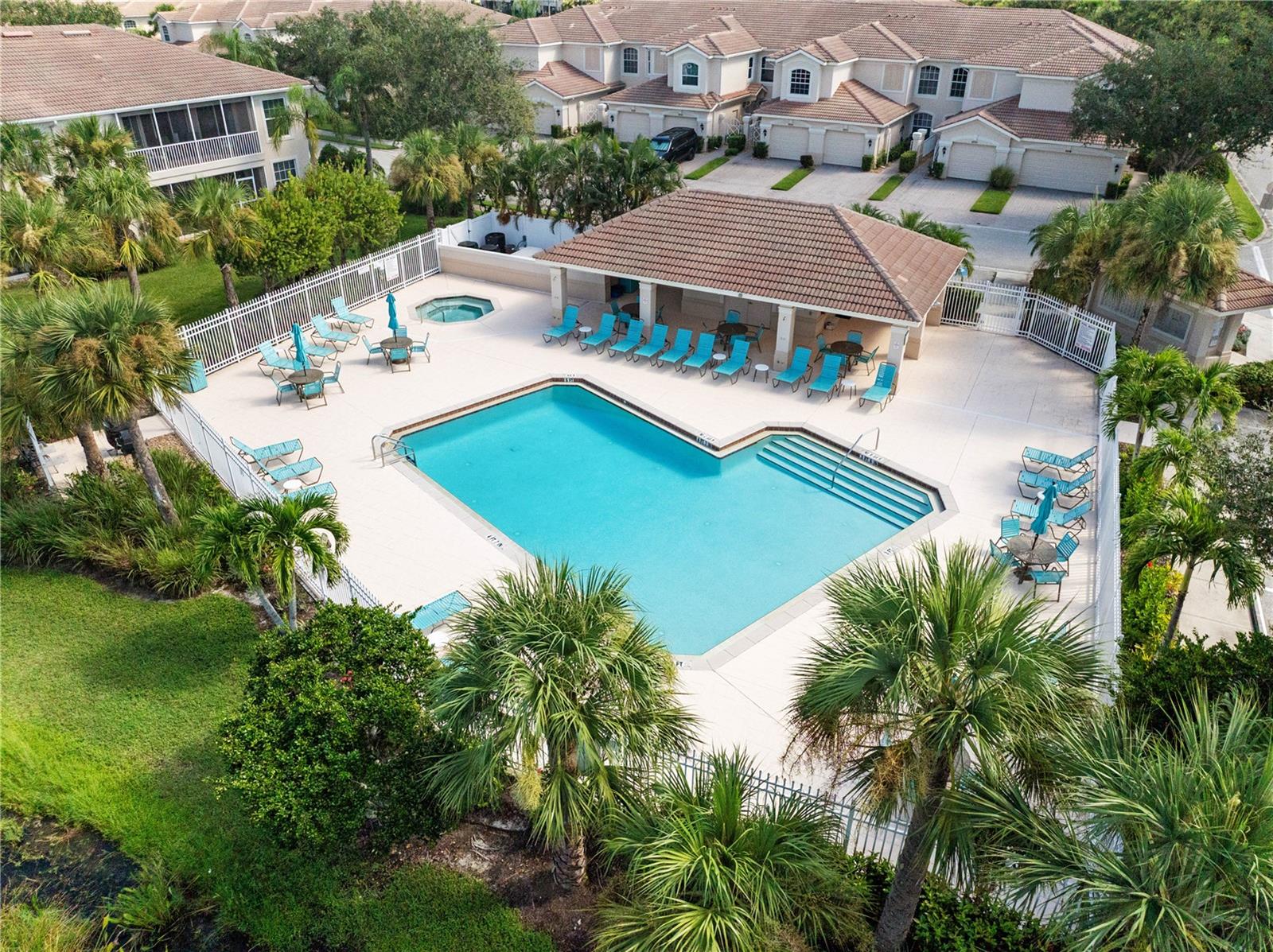 Image 14 of 57 For 6989 Prosperity Circle 2103