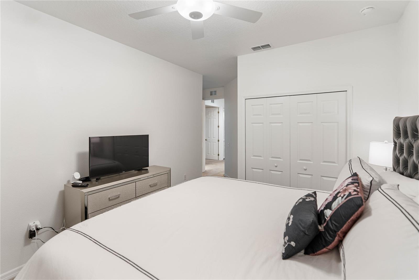 Image 23 of 57 For 6989 Prosperity Circle 2103