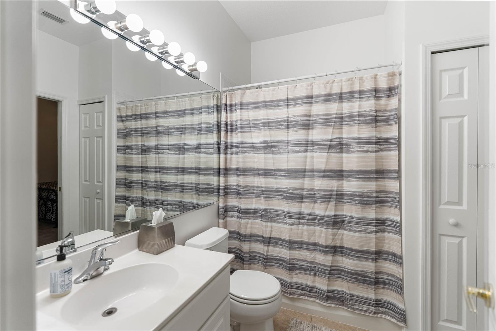 Image 26 of 57 For 6989 Prosperity Circle 2103