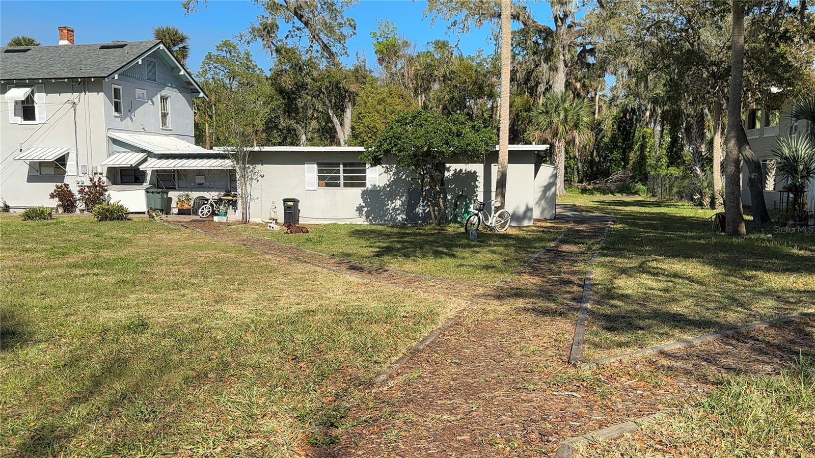 Image 15 of 33 For 207 Francis Parkman Place