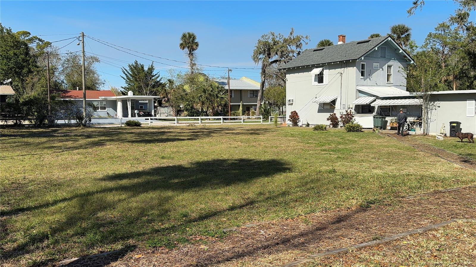 Image 18 of 33 For 207 Francis Parkman Place