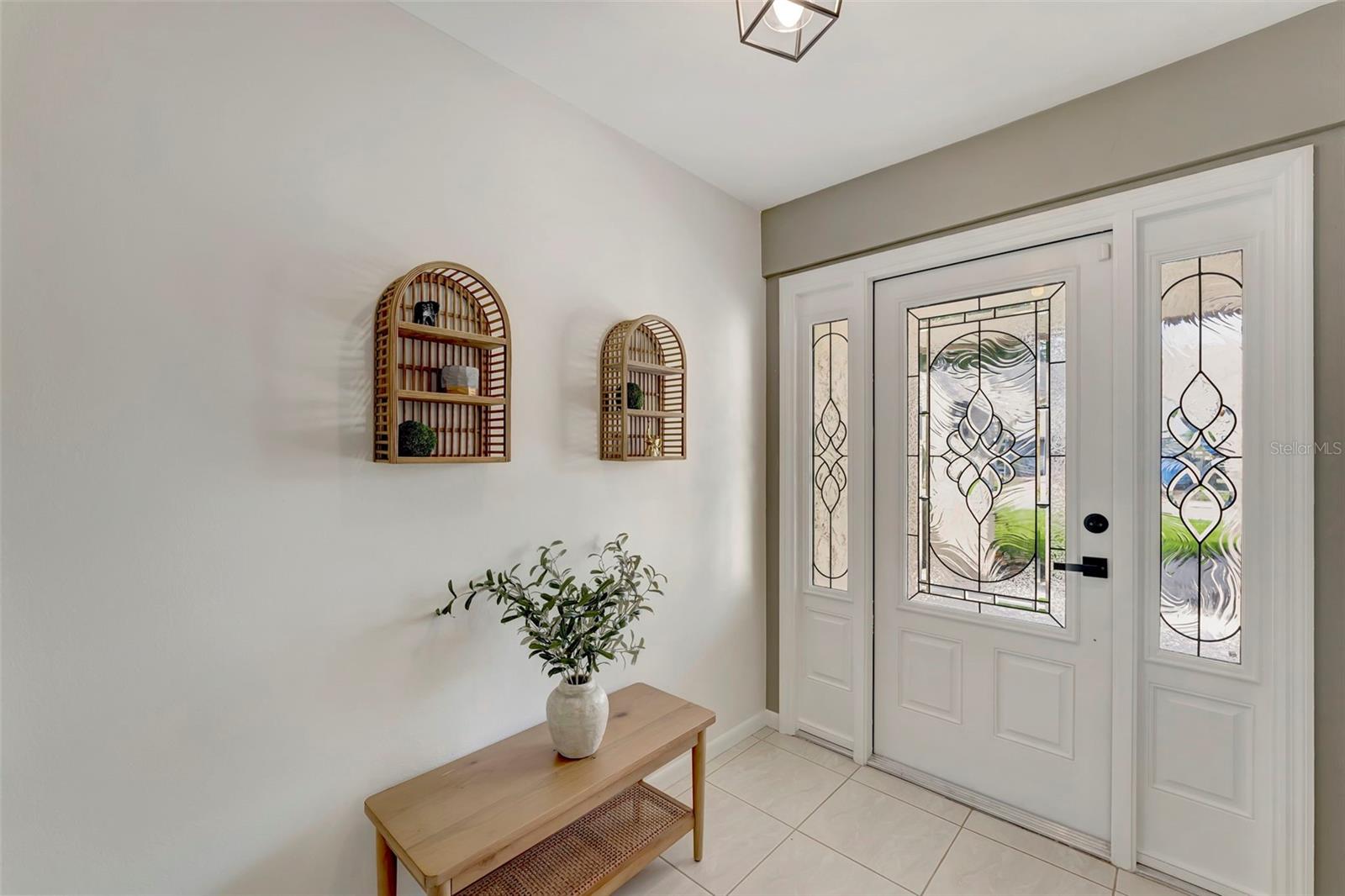 Image 22 of 53 For 4553 Charing Cross Road