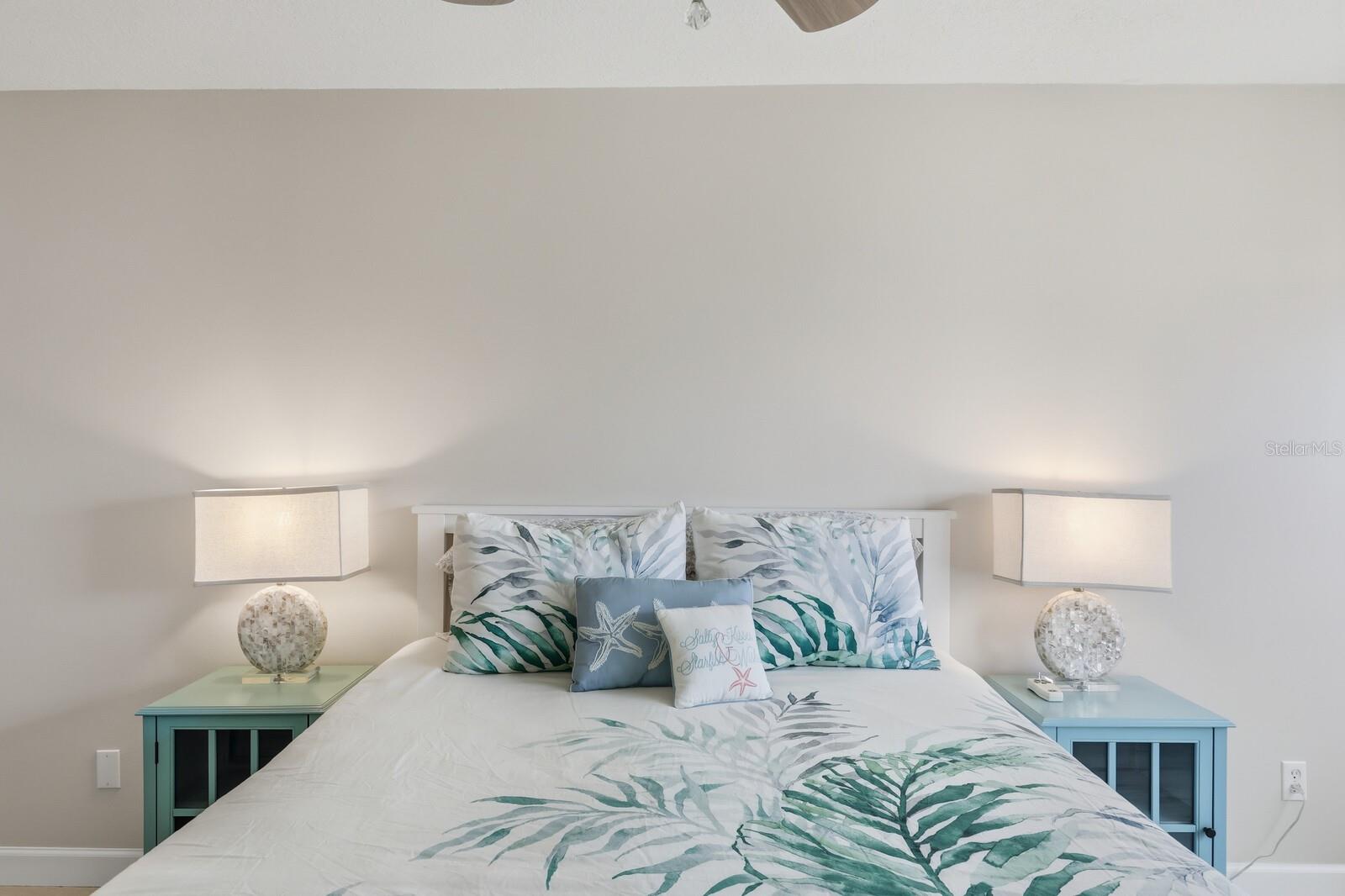 Image 16 of 37 For 4380 Exeter Drive H202