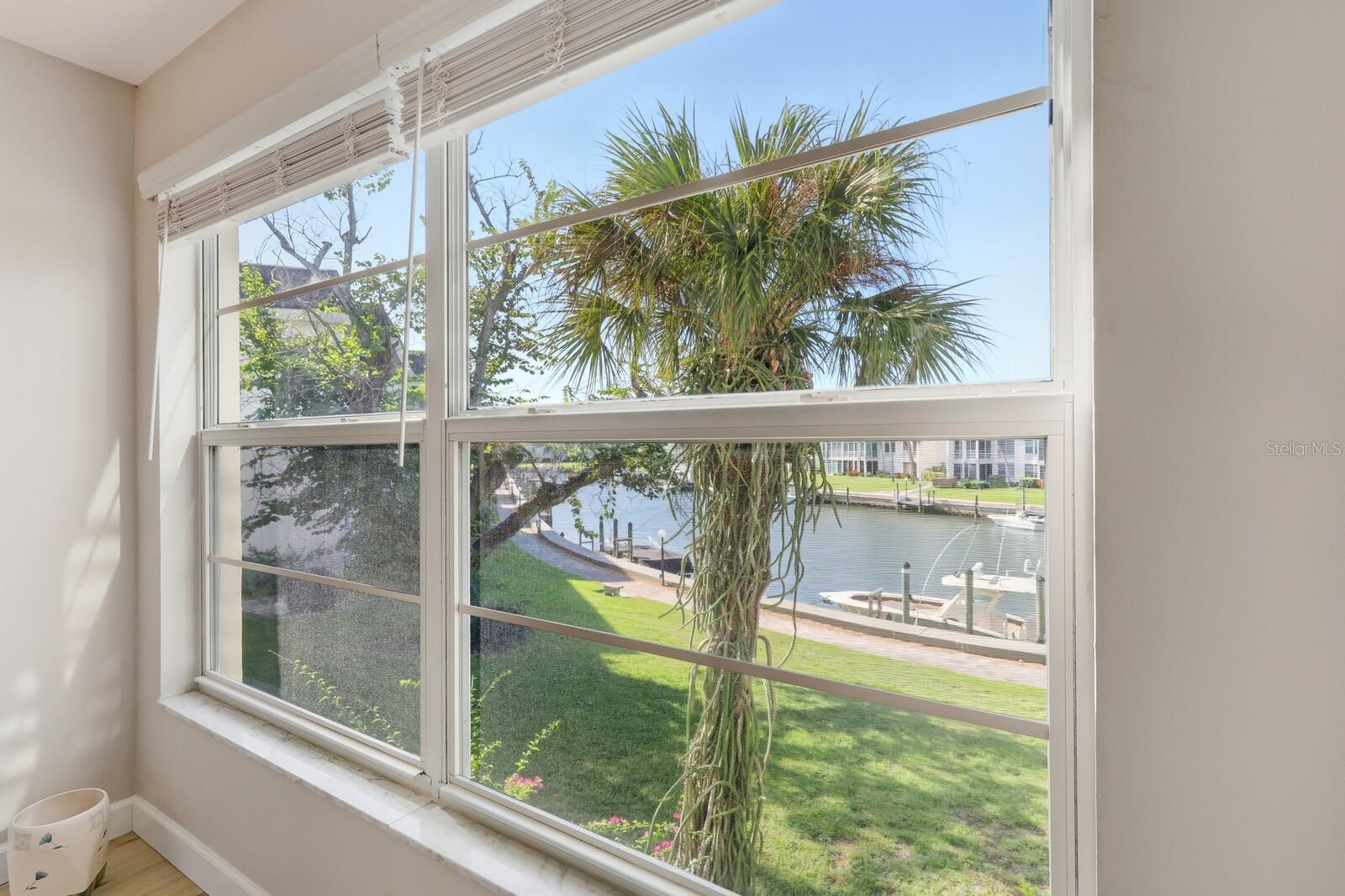 Image 19 of 37 For 4380 Exeter Drive H202