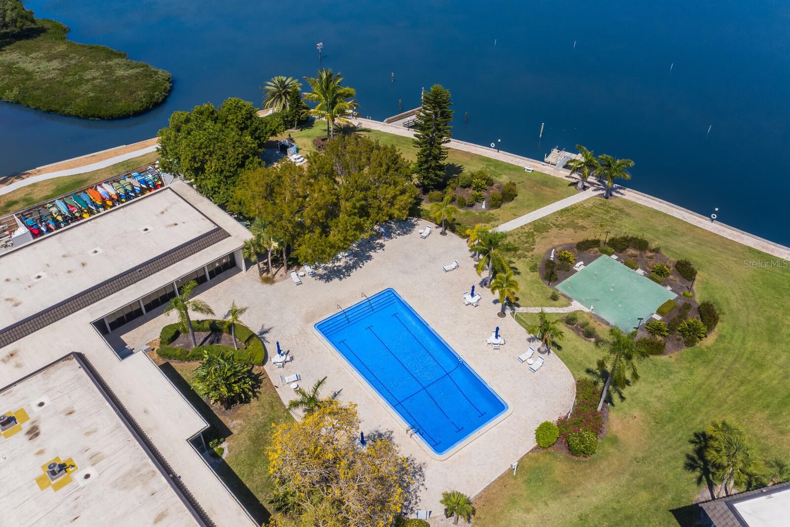 Image 33 of 37 For 4380 Exeter Drive H202