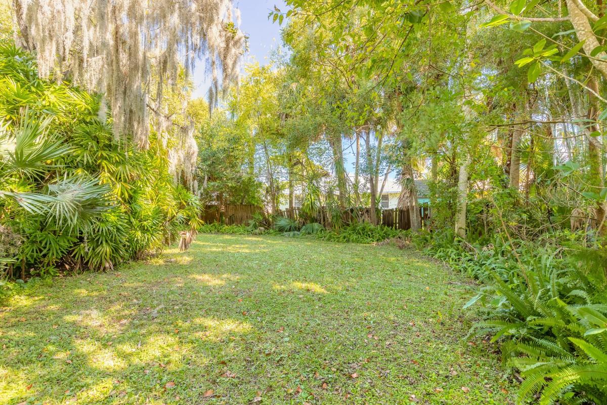 Image 12 of 12 For 2567 Fairmont Avenue