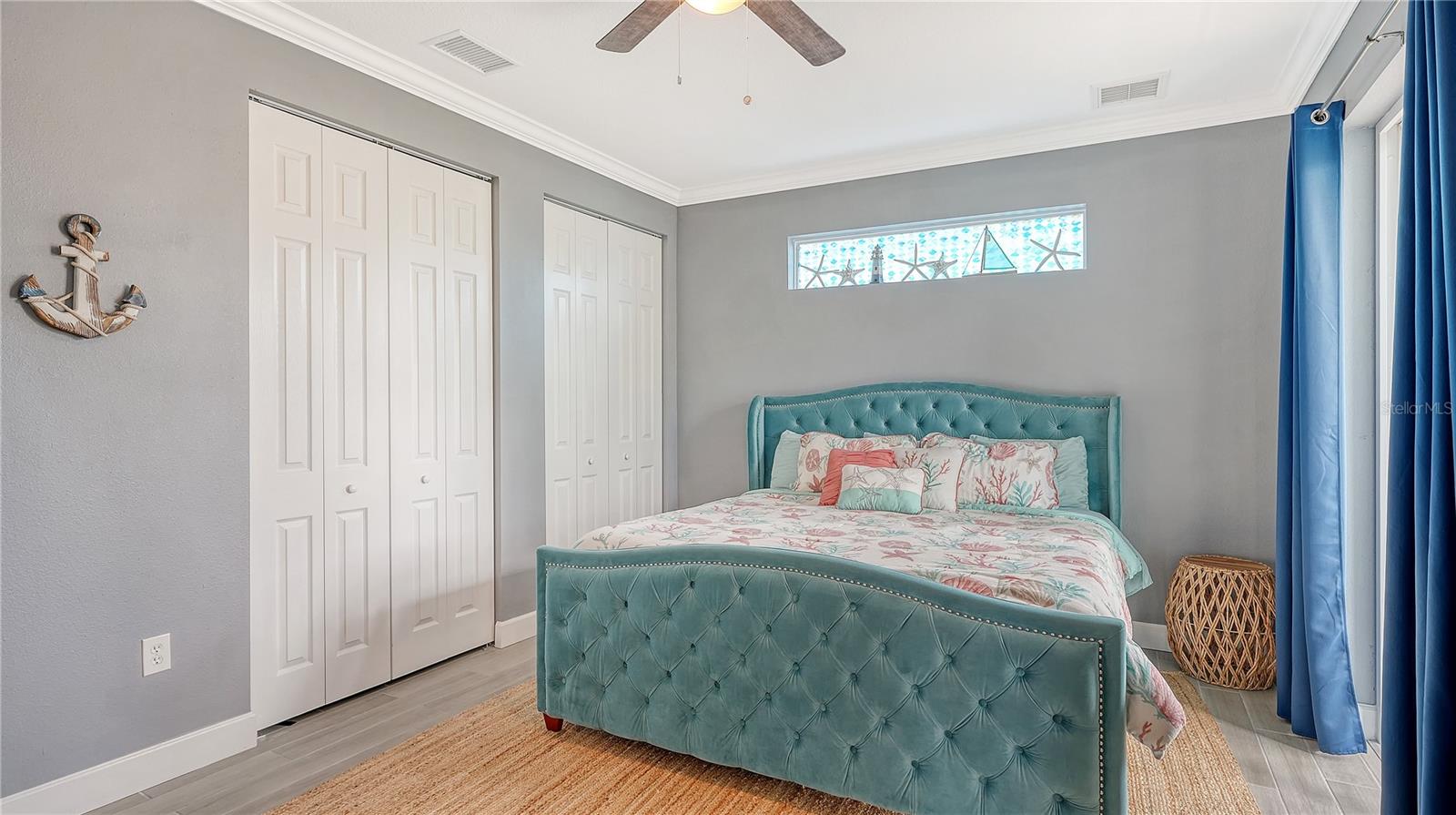 Image 20 of 54 For 2317 Avenue C  300