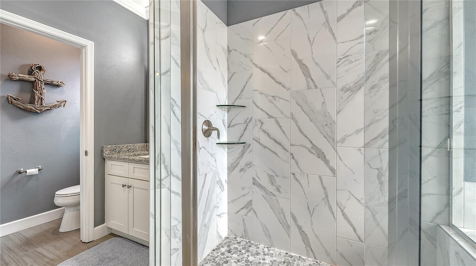 Image 25 of 54 For 2317 Avenue C  300