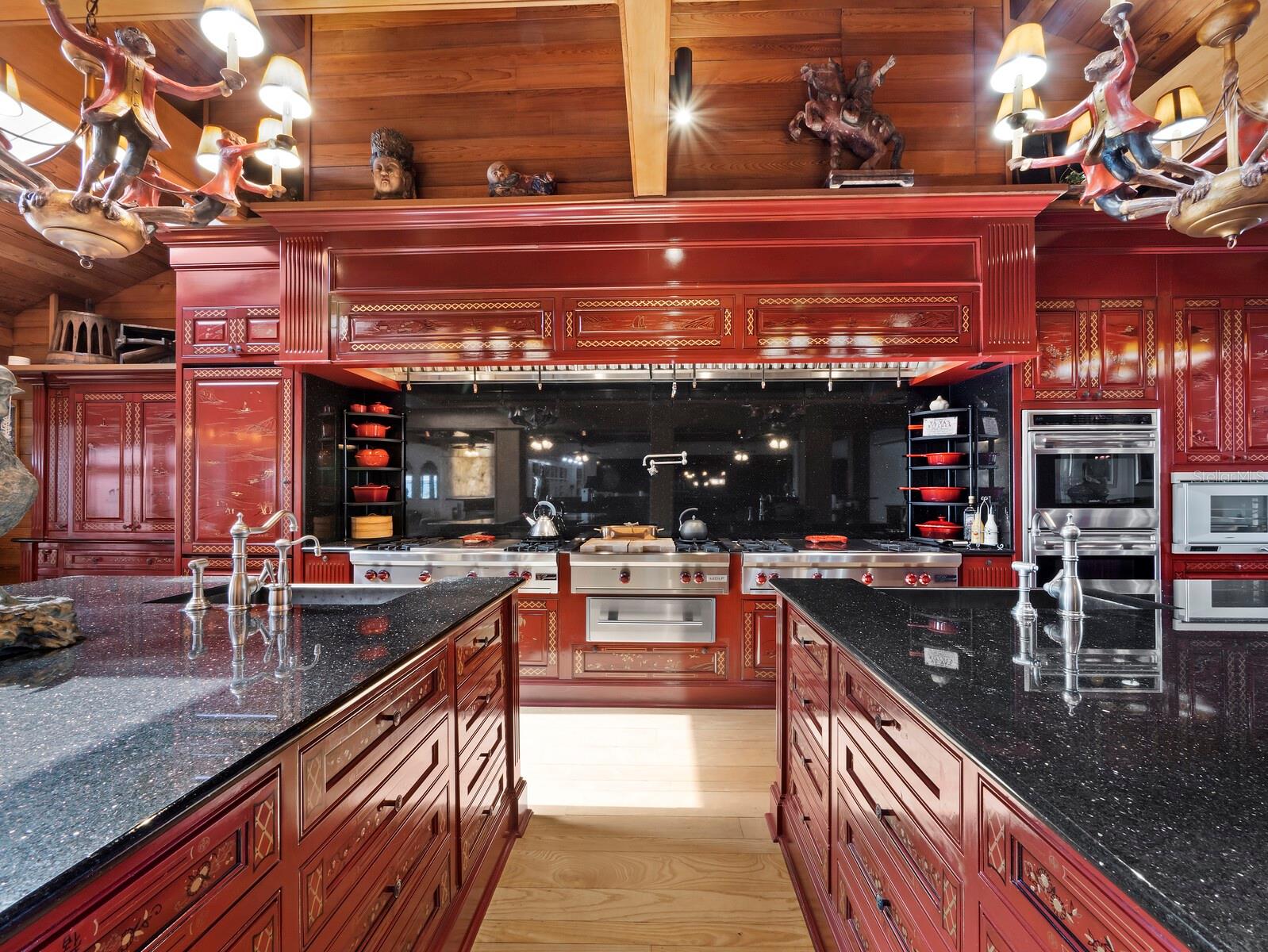 Listing photo id 15 for 6685 Gulf Of Mexico Drive