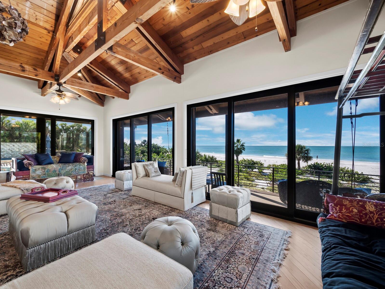 Listing photo id 19 for 6685 Gulf Of Mexico Drive