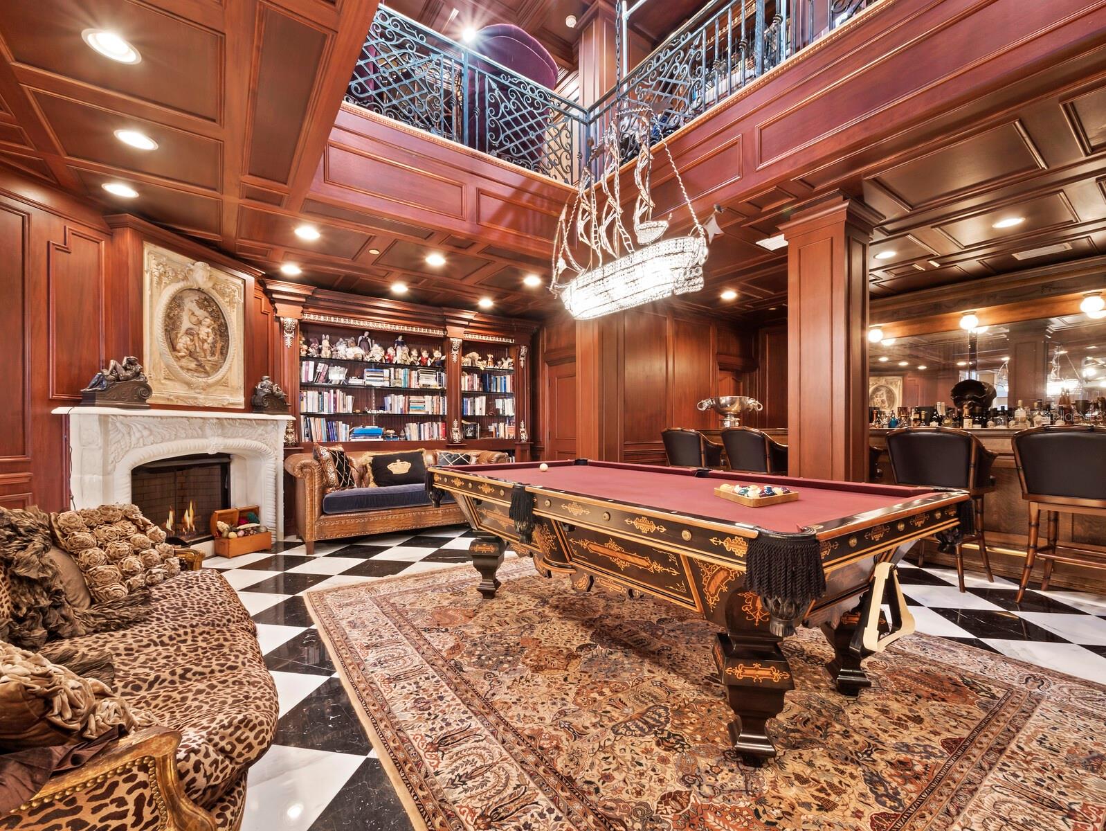 Listing photo id 24 for 6685 Gulf Of Mexico Drive