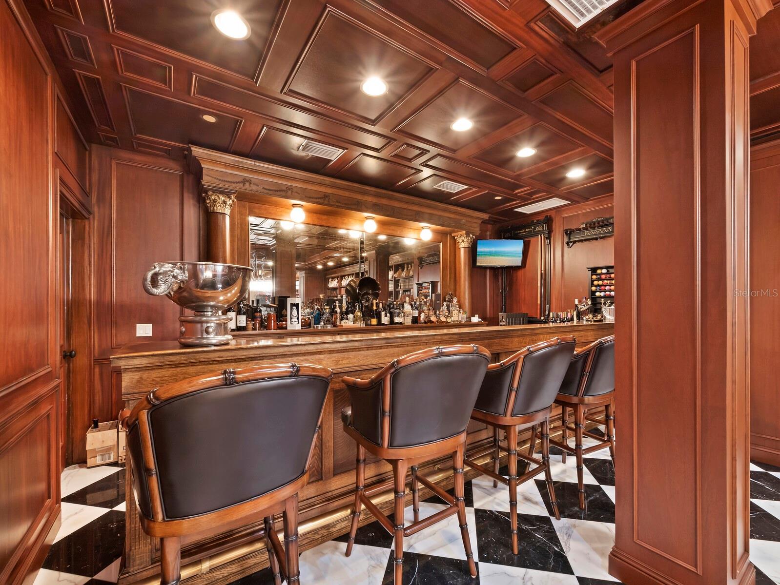 Listing photo id 25 for 6685 Gulf Of Mexico Drive