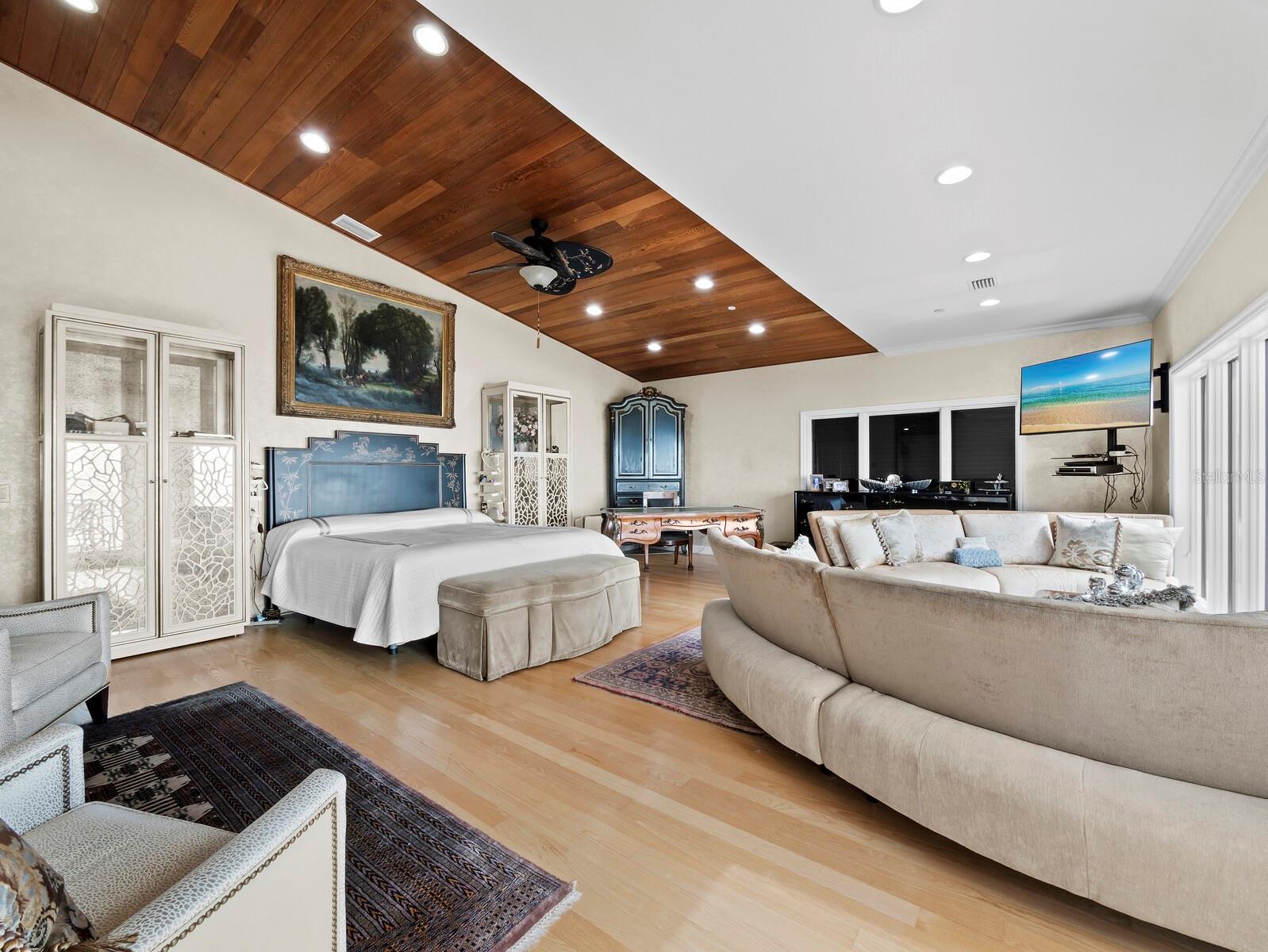 Listing photo id 26 for 6685 Gulf Of Mexico Drive