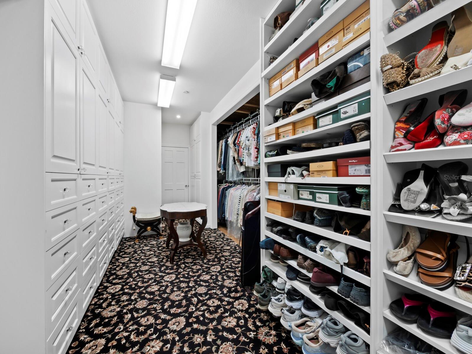 Listing photo id 36 for 6685 Gulf Of Mexico Drive