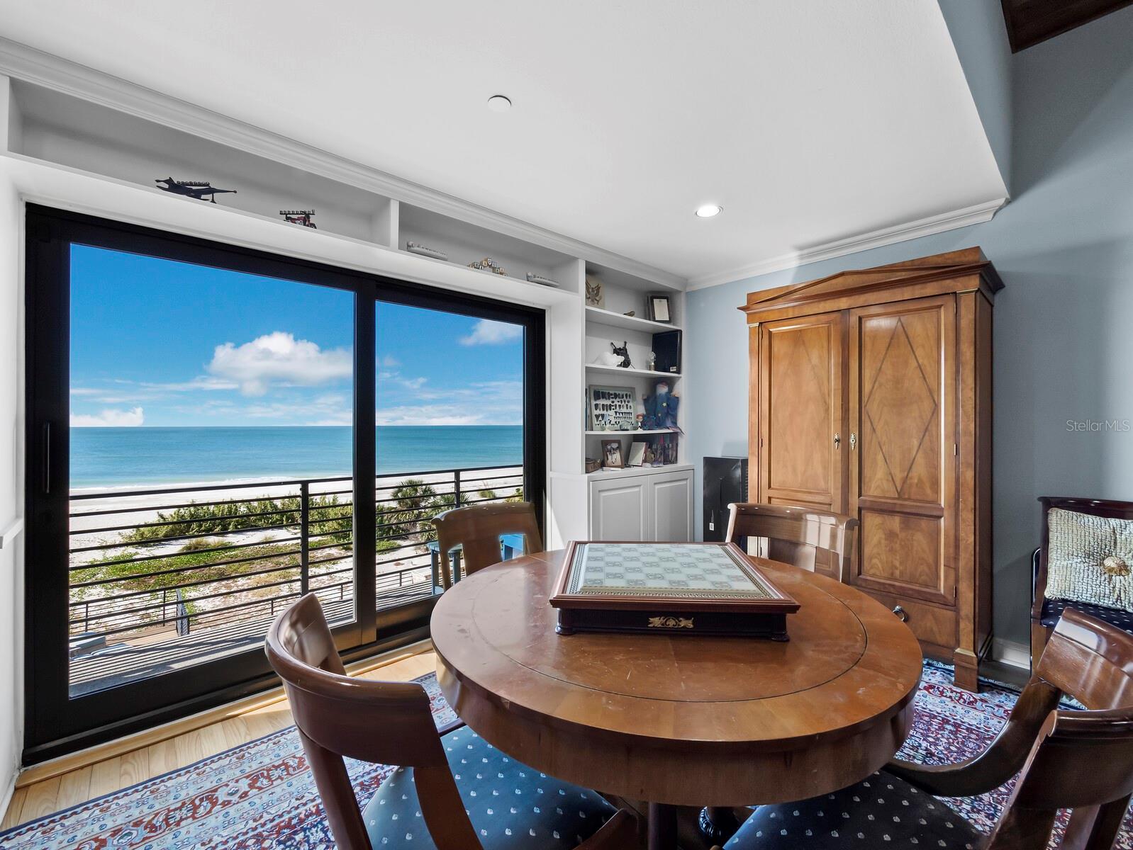 Listing photo id 37 for 6685 Gulf Of Mexico Drive