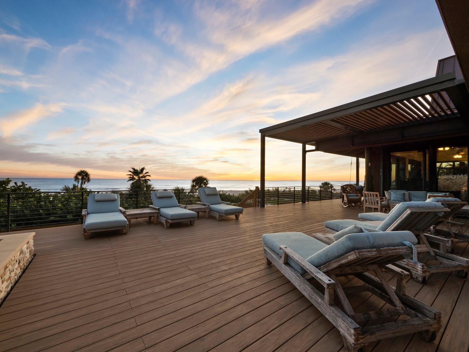 Listing photo id 47 for 6685 Gulf Of Mexico Drive