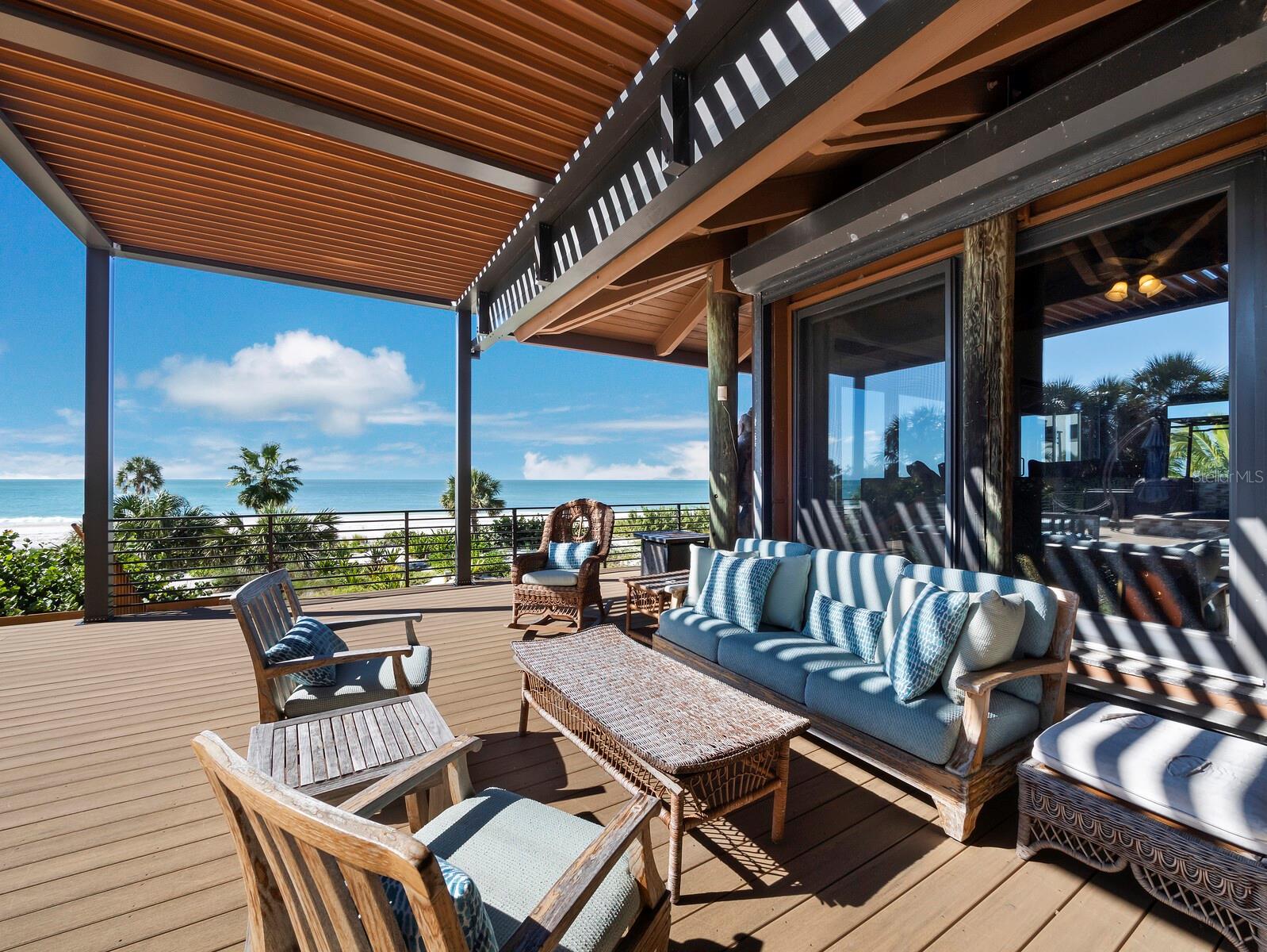 Listing photo id 49 for 6685 Gulf Of Mexico Drive