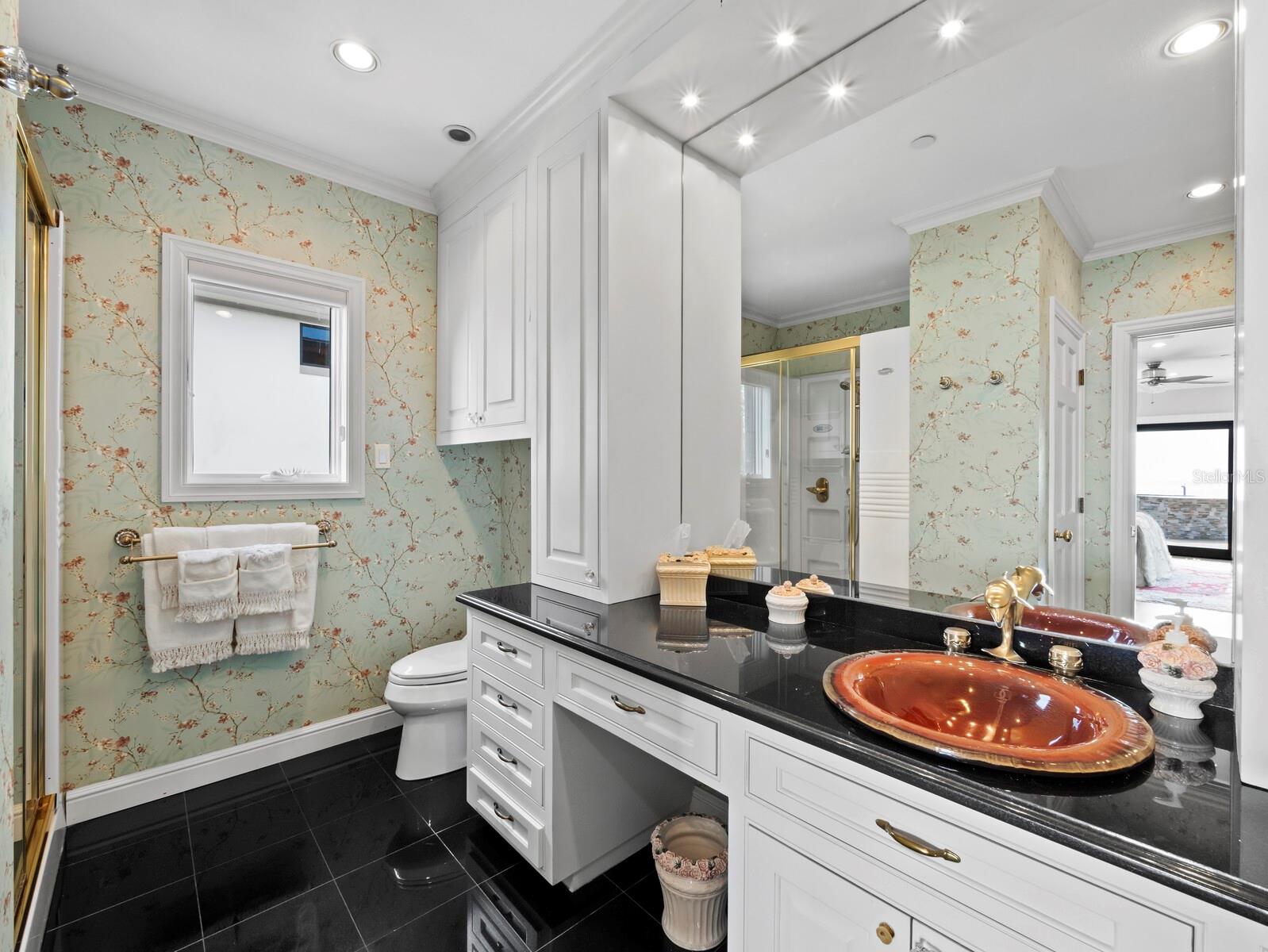 Listing photo id 68 for 6685 Gulf Of Mexico Drive