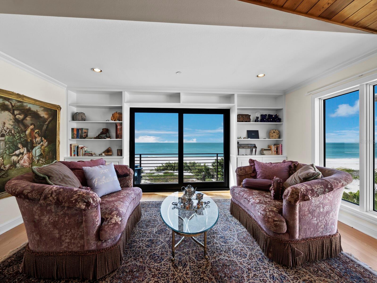 Listing photo id 70 for 6685 Gulf Of Mexico Drive