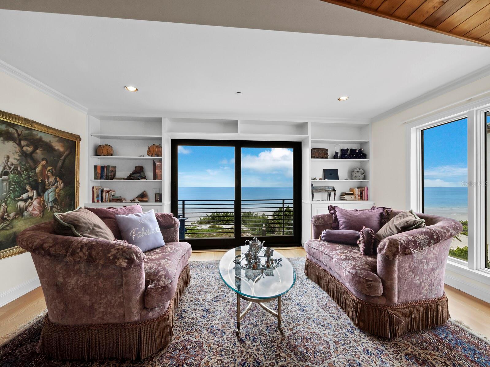 Listing photo id 71 for 6685 Gulf Of Mexico Drive