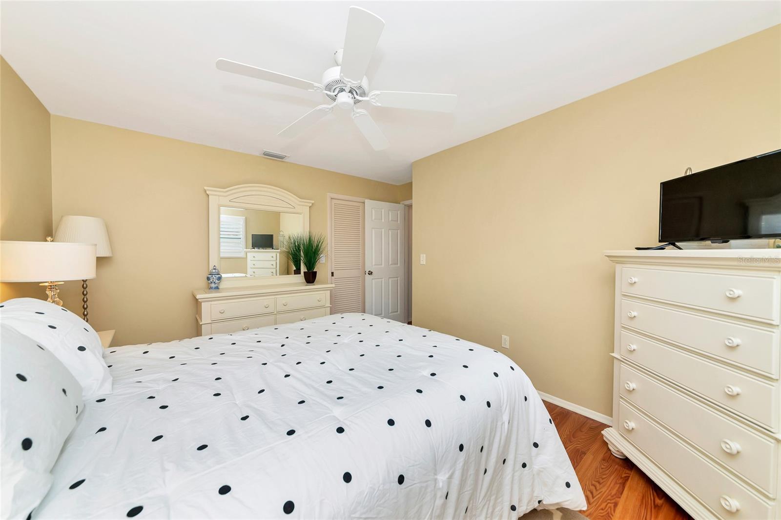 Image 37 of 58 For 3145 Bougainvillea Street