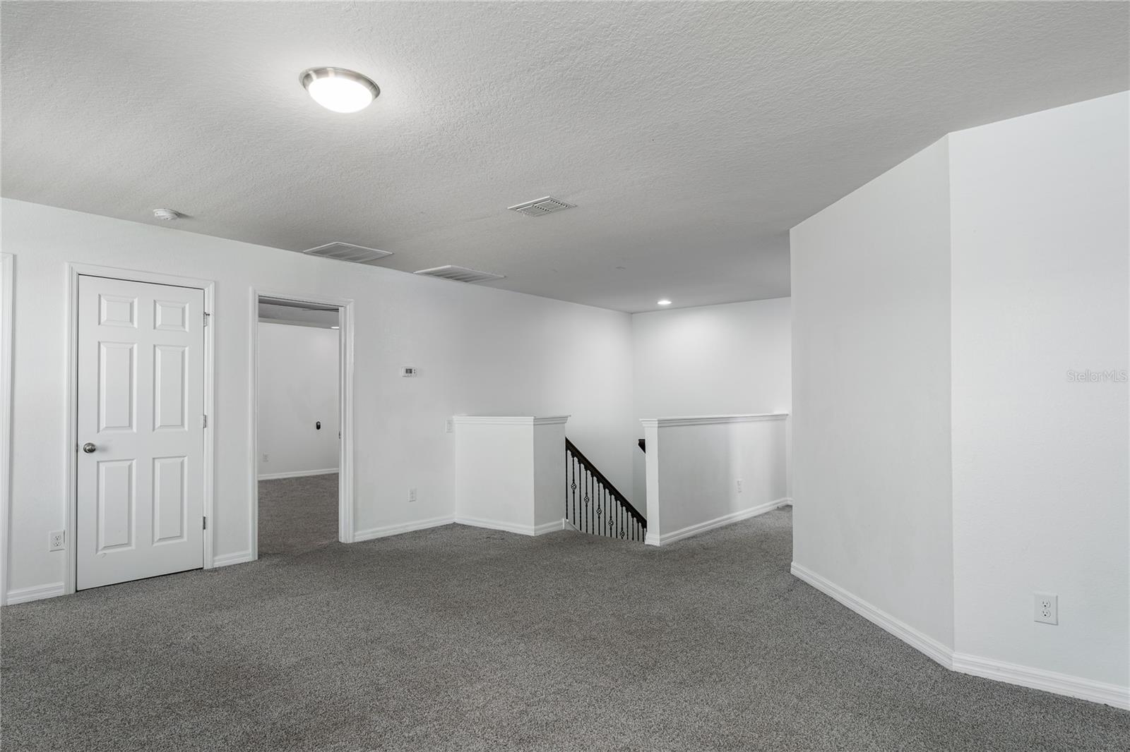 Image 11 of 49 For 6026 100th Avenue E