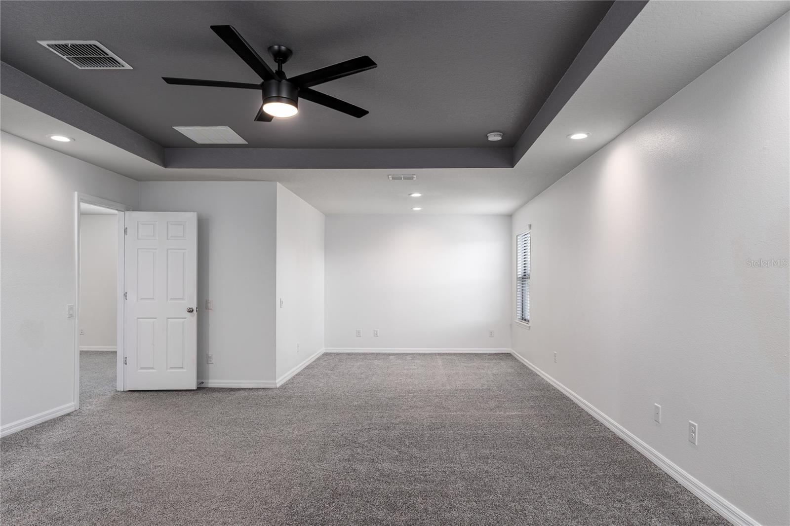 Image 14 of 49 For 6026 100th Avenue E