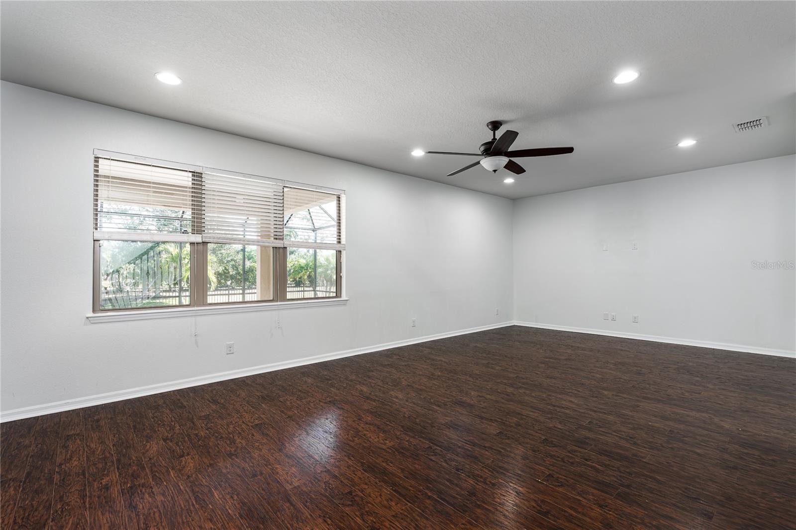 Image 7 of 49 For 6026 100th Avenue E