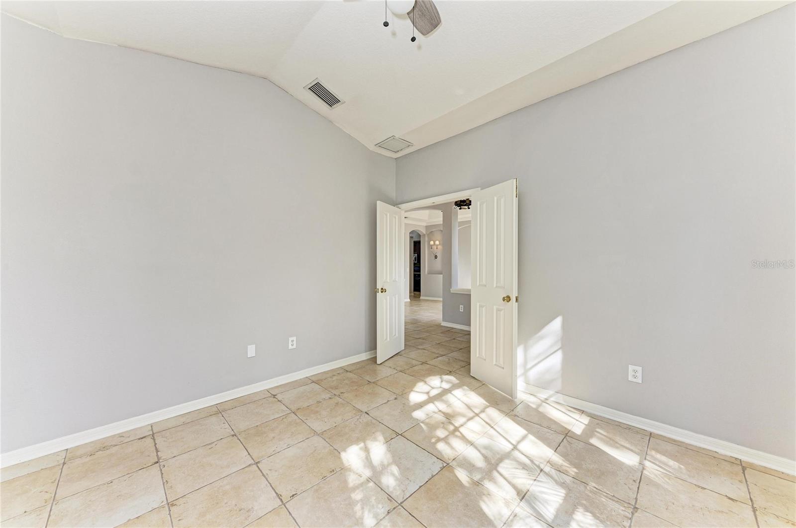 Image 13 of 56 For 7114 Cromwell Park Lane