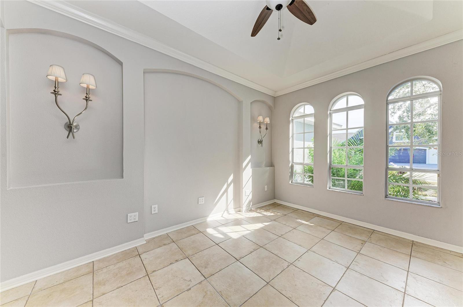 Image 14 of 56 For 7114 Cromwell Park Lane