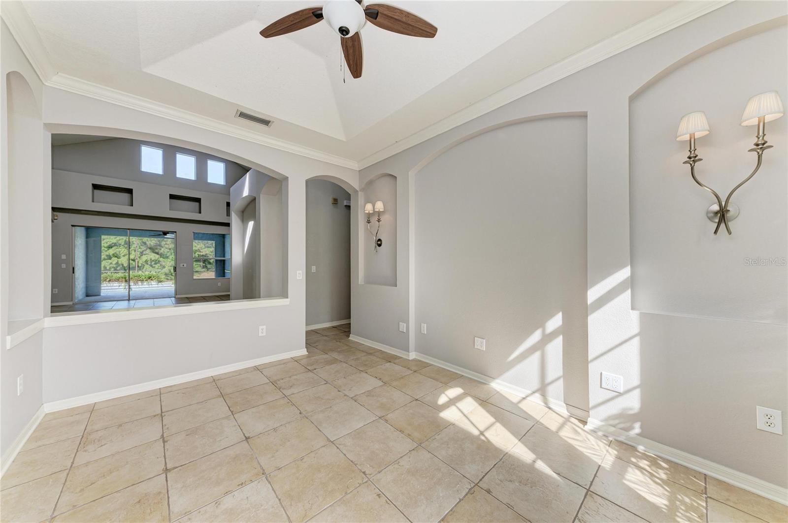 Image 15 of 56 For 7114 Cromwell Park Lane