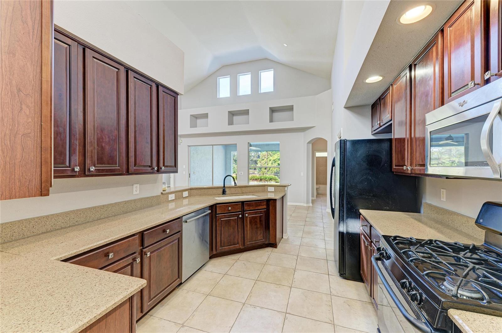 Image 28 of 56 For 7114 Cromwell Park Lane