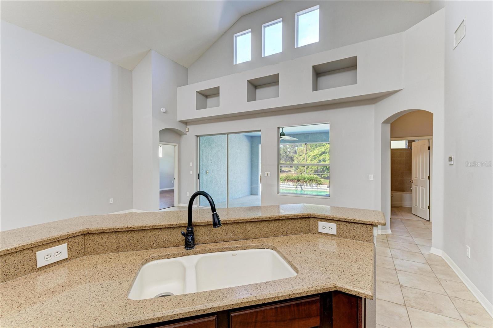 Image 29 of 56 For 7114 Cromwell Park Lane